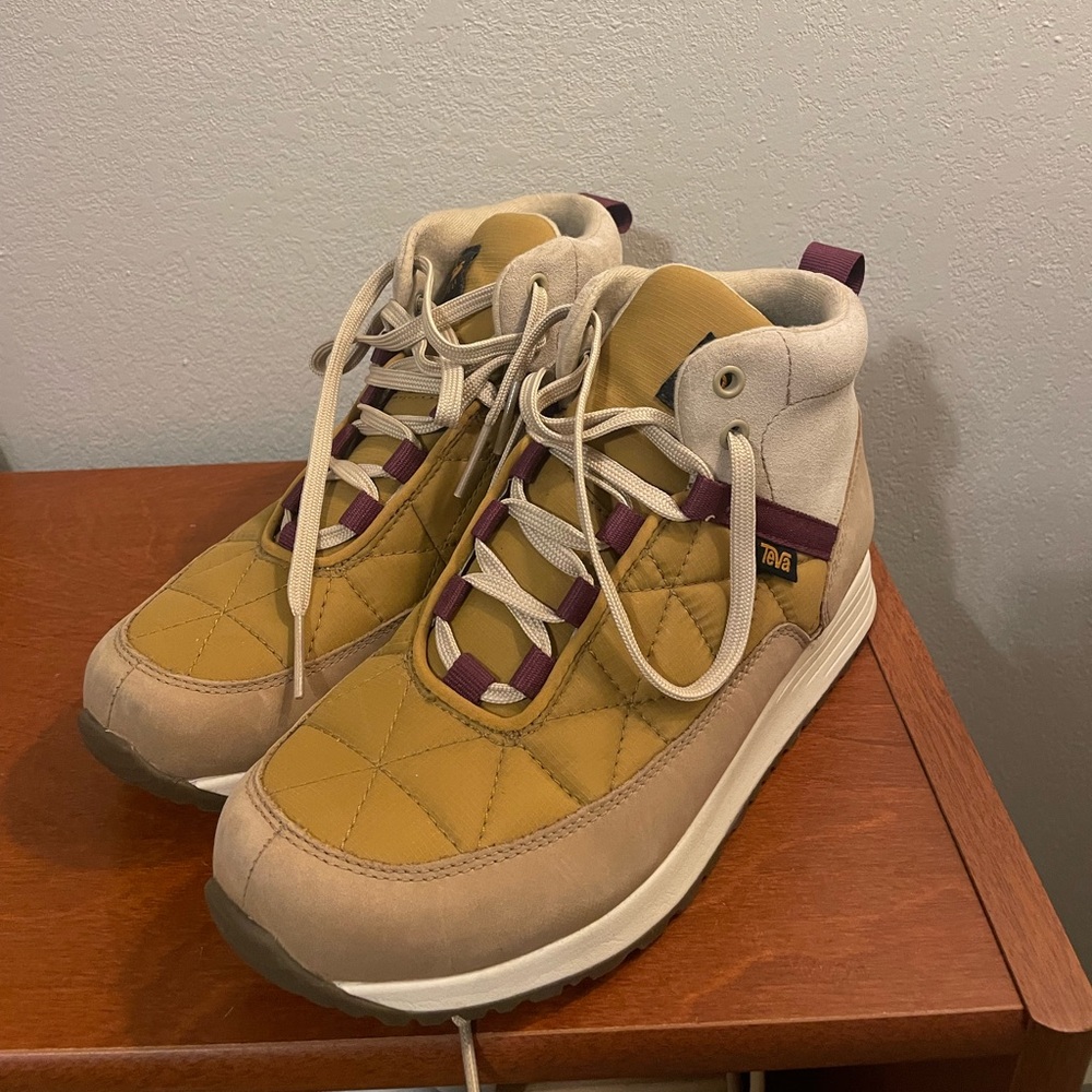 Teva Reember Commute Waterproof Boot
